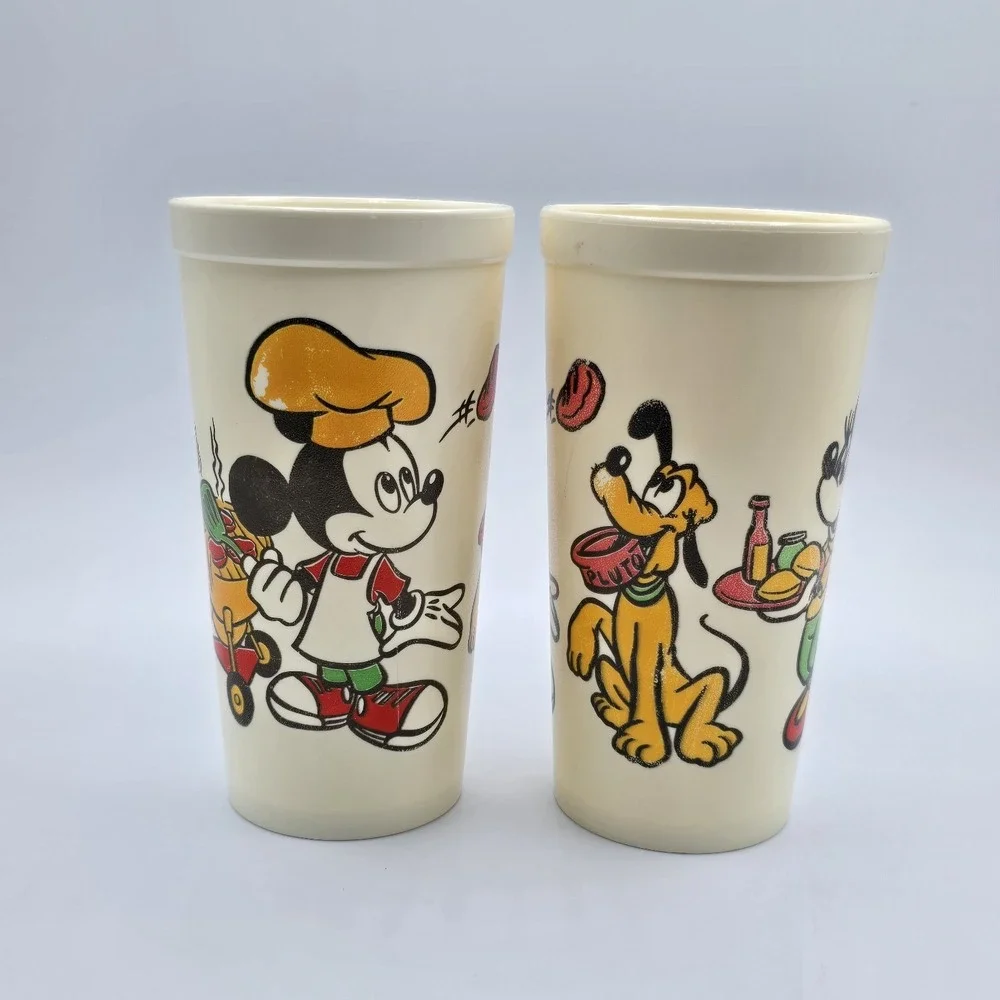 Lot of 2 Vintage Eagle Plastic Cups Walt Disney Mickey Mouse Donald Duck Pluto‎